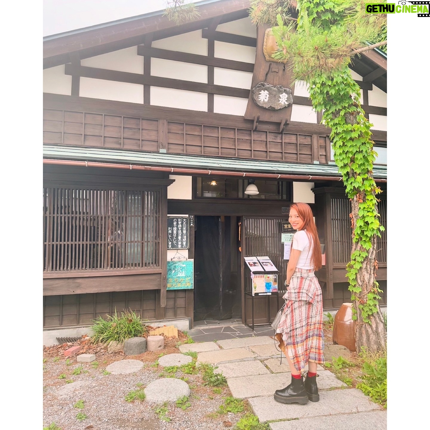 Asami Tano - 4.1K Likes - ⛄️HOKKAIDO.
Again........❄️
#田野アサミ#asamitano
#聖地#saintsnow#lovelivesunshine
ありがとうございます❄️💙が溢れている場所。
ファンの皆さんの熱い想いも沢山感じられました。
〝ねぇ、北海道いかない?〟の麻里奈の一言で始まった弾丸北海道旅✈️北海道って本当に大地がおっきい。なので降り立つ場所に正直迷った。けどねワガママ言って〝函館に行きたい。行きたい場所があるんだ。〟と伝えると即答で行こう!と一緒に巡ってくれた彼女にも感謝🤝❄️
日向との気持ちもこっそり共に🤝連れて行きました。
北海道 函館 最高だね。
本当に大切な場所。ありがとう。これからも♡
Now we can go, we can go Ah もっと信じて
we can fly, we can fly So どんな夢も
we can go, we can go Ah もっと信じて
we can fly, we can fly So きっと叶うYeah!!
2024. 7.X