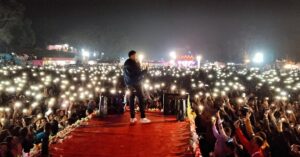 Ash King Instagram - Give me love I’ll give you music 🙌🏽
📸 - @a4arnab 
#milanmela #ashking #ashkinglive
