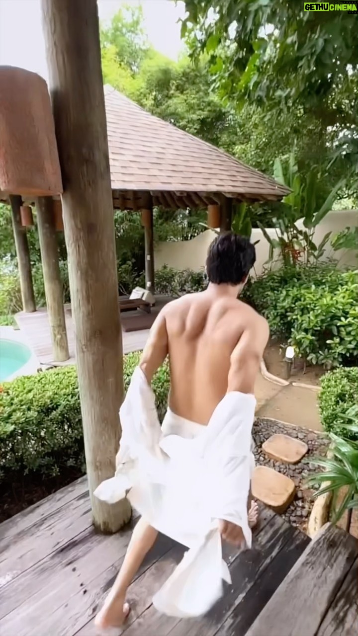 Ashish Bisht - 11.9K Likes - Enjoying at @nakaislandphuket šā„ļø
#phuket #thenakaisland