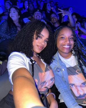 Ashley Jones Instagram - DRAKEEEEEEEE ?!!!!! - Soulja Boy Voice