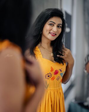 Ashmitha Instagram - Let’s glow together 🥂
Outfit @cords_theory
#ashtrixx #yellow #yellowlove #oott #me #smile #happy #flowers #floral #cotton #august #hyderabad #telugu #teluguactress #influencer