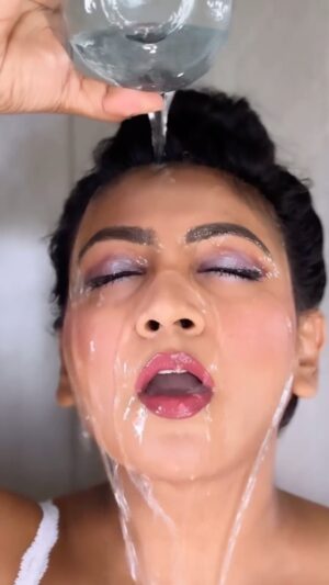 Ashmitha Instagram - Why so Blue ? Catching up with the trend💦 
#trending #blue #imsoblue #billieeilish #transition #smooth #hyderabad #telugu #teluguactess #love #water #life #happy #pretty #cute #me #ashtrixx #trend