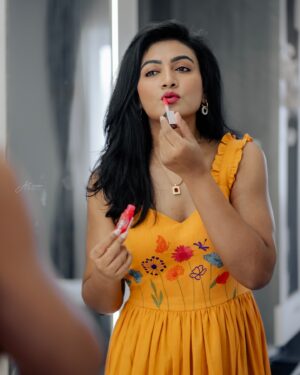 Ashmitha Instagram - Let’s glow together 🥂
Outfit @cords_theory
#ashtrixx #yellow #yellowlove #oott #me #smile #happy #flowers #floral #cotton #august #hyderabad #telugu #teluguactress #influencer