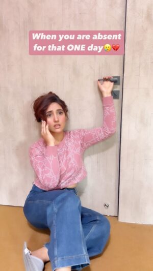 Ashnoor Kaur Instagram - Why does this always happen?🥲
