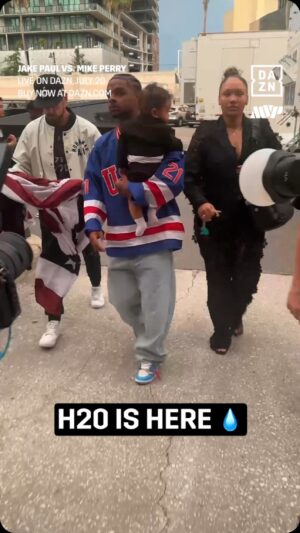 Ashton Sylve Instagram - @ashtonsylveh2o has arrived 😎

#PaulPerry | July 20 | Live on DAZN: Click link in bio to buy