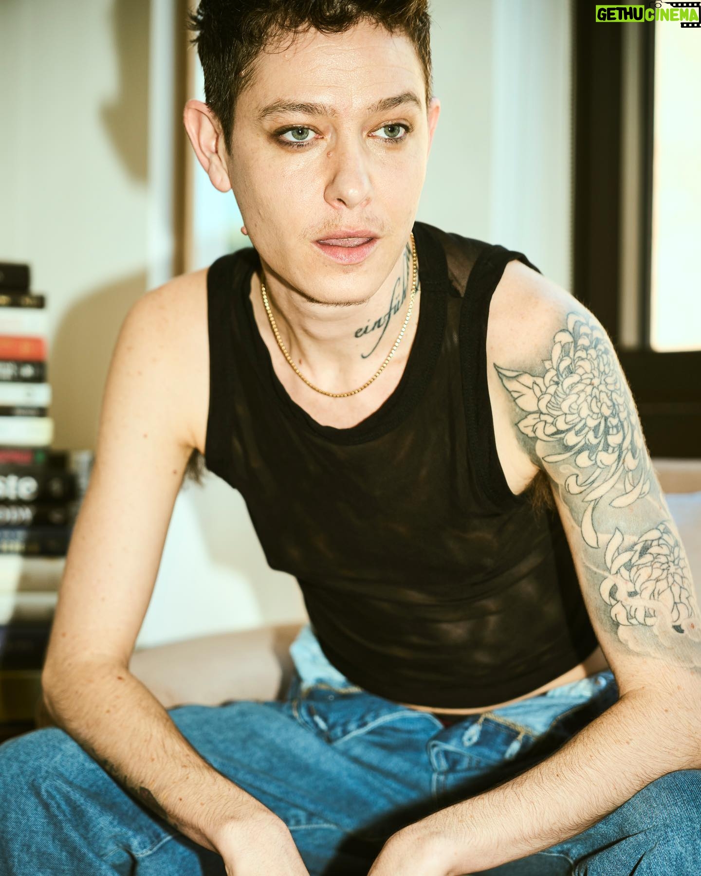 Asia Kate Dillon - 3 Likes - C’mon.
Photography @carolinekingphotography (she/they)
HMU @beautyinabottle_mua (she/her)
#Trans
#Nonbinary
#Testosterone
#GenderAffirmingCare