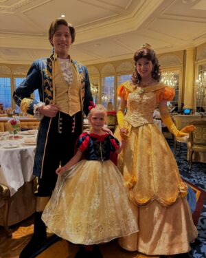 Astrid Coppens Instagram - #Photodump van ons magische prinsessenweekend in Disneyland ✨👑 Het was een droom die uitkwam voor ons allen 🌹 #DisneyMagic #PrincessVibes #advertentie
@disneylandparis @disneybe #disneylandparis #UnforgettableMemories