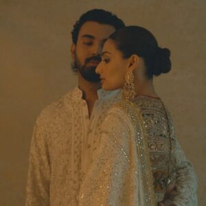Athiya Shetty Instagram - A night of love and celebration in the archives of AJSK 
@abujanisandeepkhosla 🌹