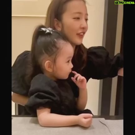 Atsuko Maeda - 168.5K Likes - 14ę³ćć19幓éå¤ćććŖćé¢äæā”
ćäŗćć®č·é¢ęćåæå°ććć¦ććŖćć§ć話ććé¢äæš
ä»å¹“ćÆćäŗćć®åä¾ćØåäŗŗćØćæććŖć§čŖēę„ä¼ććć¾ććš
å¤ć®äŗå®ćčØē»äøš»ć ććććŖäŗŗš
#ę¦å
#ćć¤ćØć