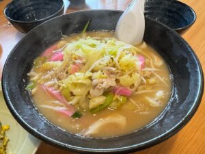 Atsushi Horie Instagram - #長崎ちゃんぽん #皿うどん #チャーハン
というカルチャー
#協和飯店 #大村
#ジェットセイヤ #ジェット聖地