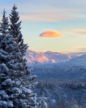 Atz Lee Kilcher Instagram - You can try and tell me there’s not a spaceship behind that cloud but I will not believe you. 
#ufo #mothership #alaskanaliens #beammeupimreadytogo #wentforaski #nevercameback