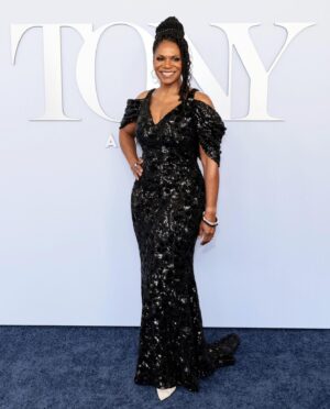 Audra McDonald Instagram - So grateful to an incredible group of artists who glammed me up for the Tonys! It takes a village!!
•. • •
Stylist: Jake Sokoloff (@jakesokoloff)
Hair: Chioma Valcourt (@chiomanvhair)
Makeup: Jill Oshry (@jilloshrymakeup)
Styling Assistants: Ashley Stephens (@ashleydaistephens) and Mariemma Uguccioni (@mariemmauguccioni)
Tailor: Viviana Barraza (@modernstitchtailoring)
Dress:Christian Siriano (@csiriano)
Shoes: Jimmy Choo (@jimmychoo)
Jewelry:  @Alexisbittar
Photography (hotel): Drew Elhamalawy (@drewxphotography)
Photography (blue carpet): Dimitrios Kambouris/Getty Images for Tony Awards Productions
___
#tonyaward #tonyawards #broadway