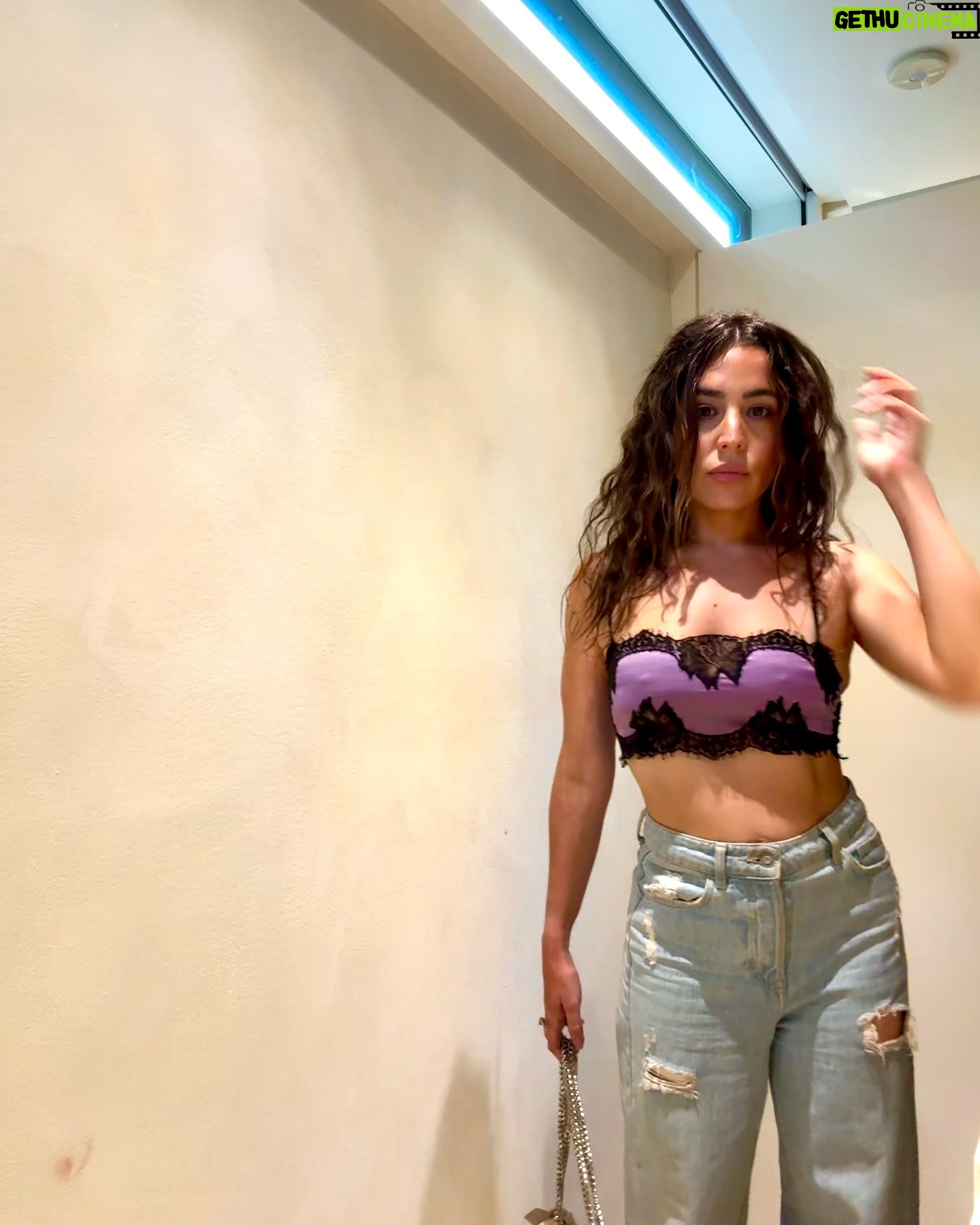 Audrey Esparza - 17.1K Likes - 👾👾👾👾summer lately