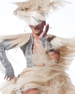 Aura Mayari Instagram - Favorite ball - HAIR ball! #dragrace

The design was inspired by the people of Batanes Islands - the northernmost islands in the Philippines. The people wore Vakul and Kanayi to protect themselves from the sun when working in the fields.

👗 @tyrahhunter 
📸 @farrocouture