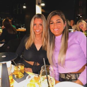 Aurélie Dotremont Instagram - Que je t’aime mon Mouly ❤️ @antonella.08