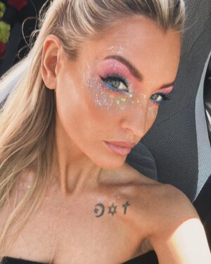 Aurélie Dotremont Instagram - @nunzia_in_makeupartist