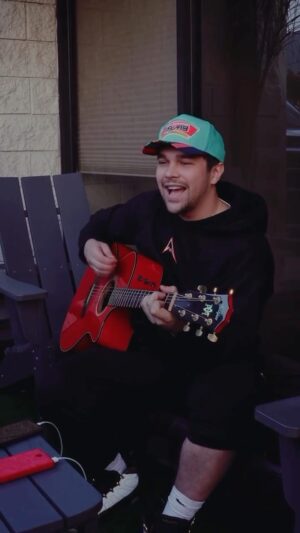Austin Mahone Instagram - Taking off for the money, torpedo 💸🔥 #explorepage #cover #raesremmurd #torpedo #acoustic