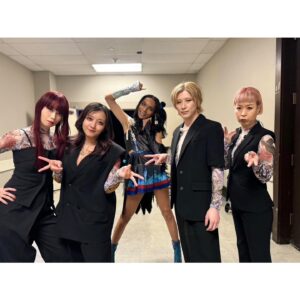 Avu-chan Instagram - THANK YOU FOR HAVING US！
BOSTON、ありがとう⚔️
#QUEENBEE #女王蜂 #ぁゔち地獄へ帰らないで