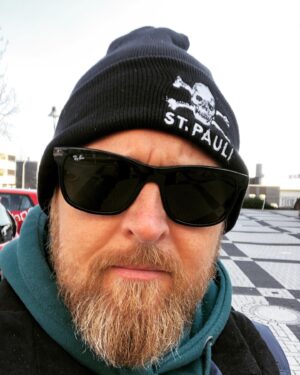 Axel Stein Instagram - Kann man machen...😎🤘🏻
 @fckoeln @fcstpauli