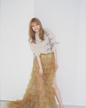 Ayaka Konno Instagram - ハイトーンの時にした撮影🤍💐