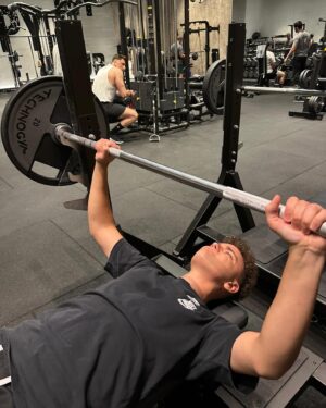 Aybars Kartal Özson Instagram - 💪 🏋️ time ever⏳ loading ⏳