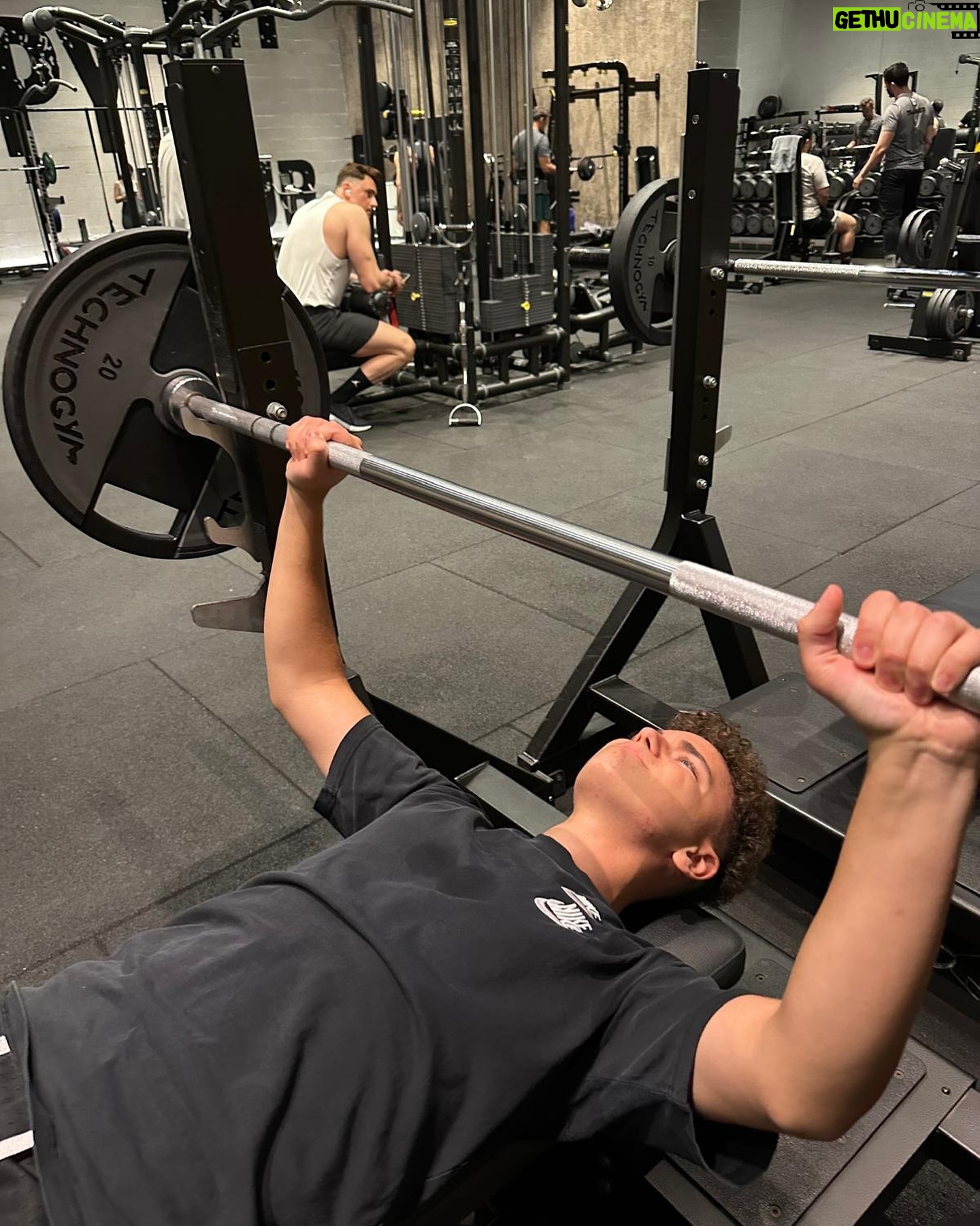 Aybars Kartal Özson - 10K Likes - 💪 🏋️ time ever⏳ loading ⏳