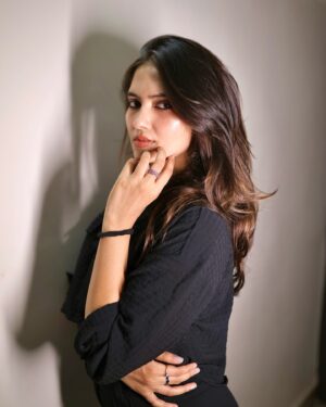 Ayraa Instagram - Shot by : @vasanthmaniphotography