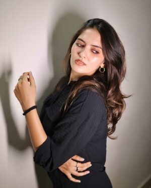 Ayraa Instagram - Shot by : @vasanthmaniphotography