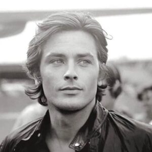 Ayşegül Aldinç Instagram - Yakışıklılık hep onun üzerinden tarif edilirdi. 
Efsaneydi.
Dünyanın en güzel adamı Alain Delon artık yok…
Toprağı bol olsun…
#AlainDelon (1935-2024)♥️🌹
