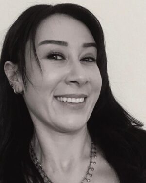 Ayşegül Ünsal Instagram - sözlerimigerialamamyazdığımıyenidenyazamam..yadahernefesalışımızbayramdı..şimdi.