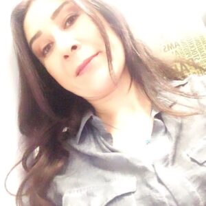 Ayşegül Ünsal Instagram - h e r n e v a r s a v a r o l d u ğ u a n ö l m e y e b a ş l a r.
