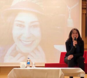 Ayşegül Ünsal Instagram - Doğa Koleji Ataşehir Kampüsü’nde Tiyatro konuştuk.Yaşasın Tiyatro🎭#27martdünyatiyatrogünü  kutlu olsun #worldtheatreday
