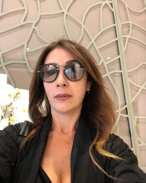 Ayşegül Ünsal Instagram - Yansıma 🖤