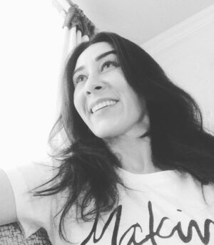Ayşegül Ünsal Instagram - Dokunamadığın noktalardan gelir yaşamının anlamı.O.A.🖤