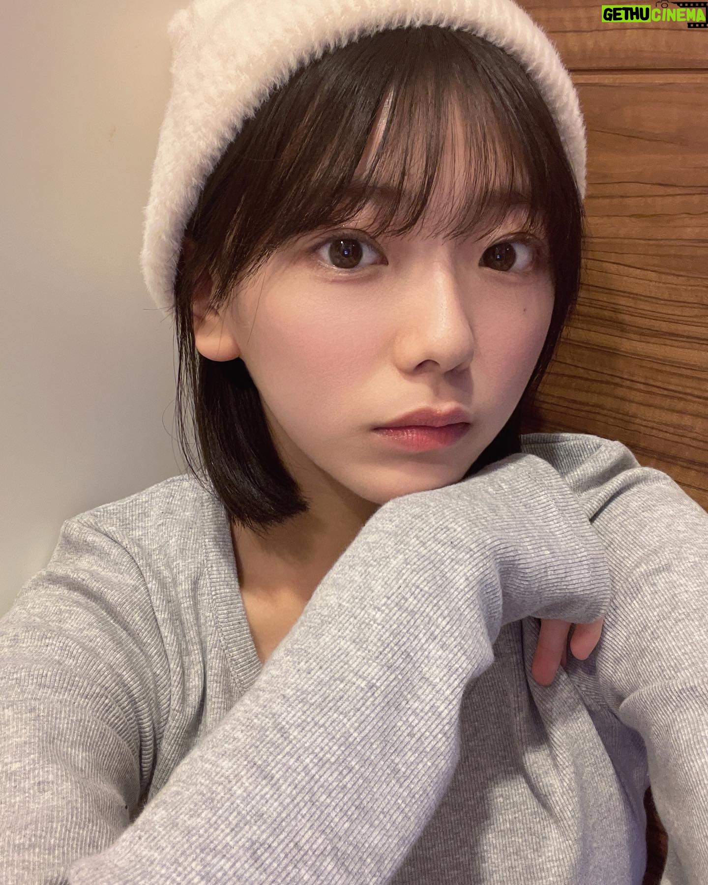 Ayu Okuma - 5.3K Likes - たまには自撮りも!!もう冬だね〜寒いね🙄❄️
みんなは夏と冬どっちが好き??