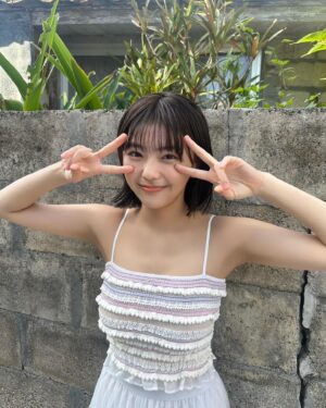 Ayu Okuma Instagram - 本日「週刊プレイボーイ」発売日です！
もうゲットしてくれたかな？😳✨
一年ぶりの週プレ登場とっても嬉しいです☺︎

今回は全員sejuの子で登場の記念すべき一冊です！
表紙の4人のデジタル写真集と私のデジタル写真集もあるので是非チェックしてね👀
感想待ってます♡

そして今回、オンラインサイン会が開催されます〜😳🤍
私は、2/15日です！他ではこういうのしたことないんでレアです！笑
参加ぜひぜひぜひ待ってるね☺︎！！！