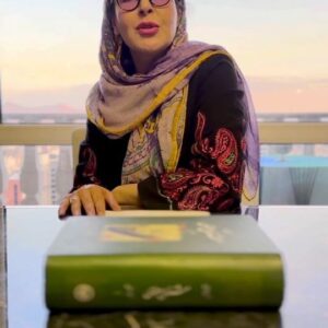 Azita Torkashvand Instagram - بنا به درخواست شما عزیزان و پیج سالی عزیز برای این شعر از مولانا 
مجدد پست کردم ،گویا برای بعضی از عزیزان خارج از کشور صدا نداشته .
تقدیم با عشق نور باشد و آگاهی💜💜💜💜

#مولانا 
#آرامش_مهمان_هميشگى_قلب_مهربونتون🐬🎣🐬🎣🐬🎣🐬🎣🐬🎣🐬🎣 
#نور_الهی_روشنابخش_راهتون 
#آزیتا_ترکاشوند 
#شعر_خوب_بخوانیم
#آگاهی
#بصیرت
#خدایا_شکرت_که_هستی
هله نومید مباشید که تو را یار براند ....‌‌‌گرت امروز براند نه که فردات بخواند
@astrofarsisally 
@azita.torkashvand
