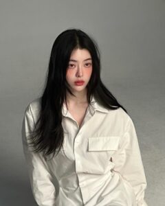 Actress Bae Gang-hee HD Instagram Photos and Wallpapers August 2024
