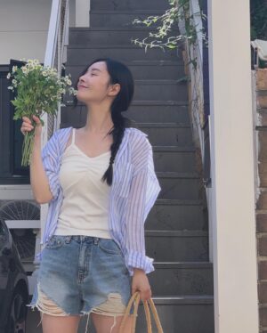 Bae Woo-hee Instagram - Blue💙