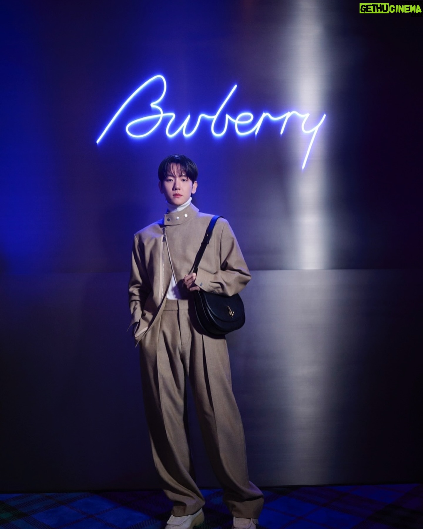 Baekhyun - 825.1K Likes - #burberry #광고 @burberry