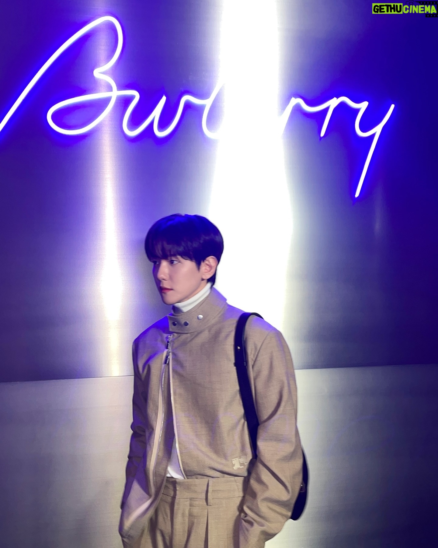 Baekhyun - 825.1K Likes - #burberry #광고 @burberry