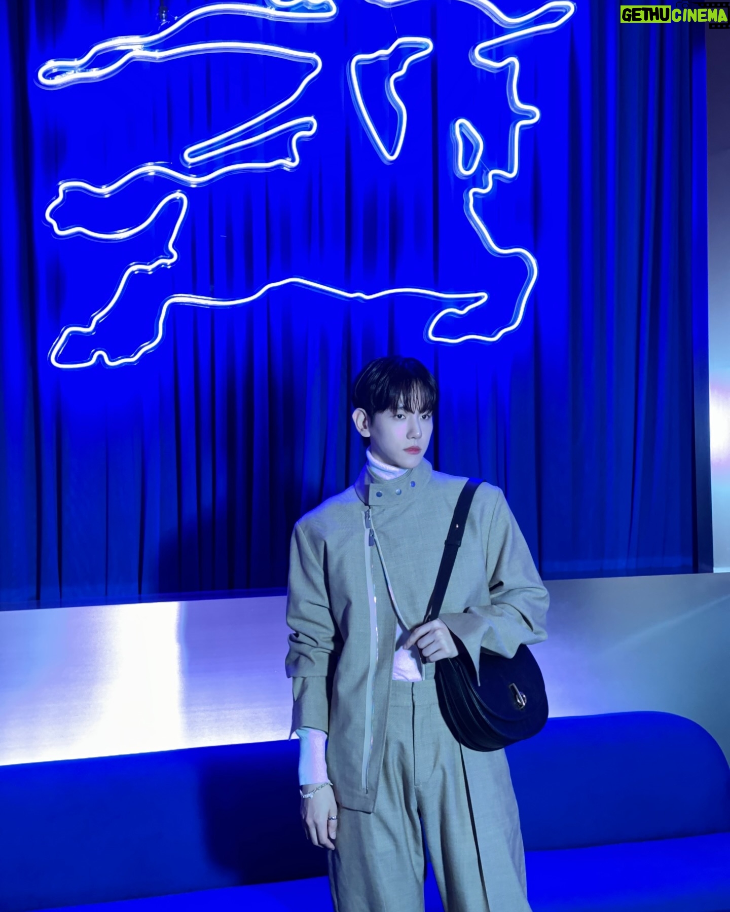 Baekhyun - 825.1K Likes - #burberry #광고 @burberry