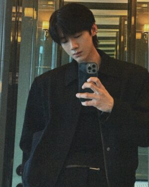 Bai Jingting Instagram - 