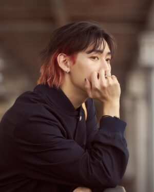 BamBam Instagram - wsh @louisvuitton #LVMENSS25