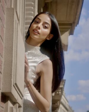 Banita Sandhu Instagram - Parisian dreams in @gauravguptaofficial’s Fall ‘24 couture collection ☁️🕊️🤍