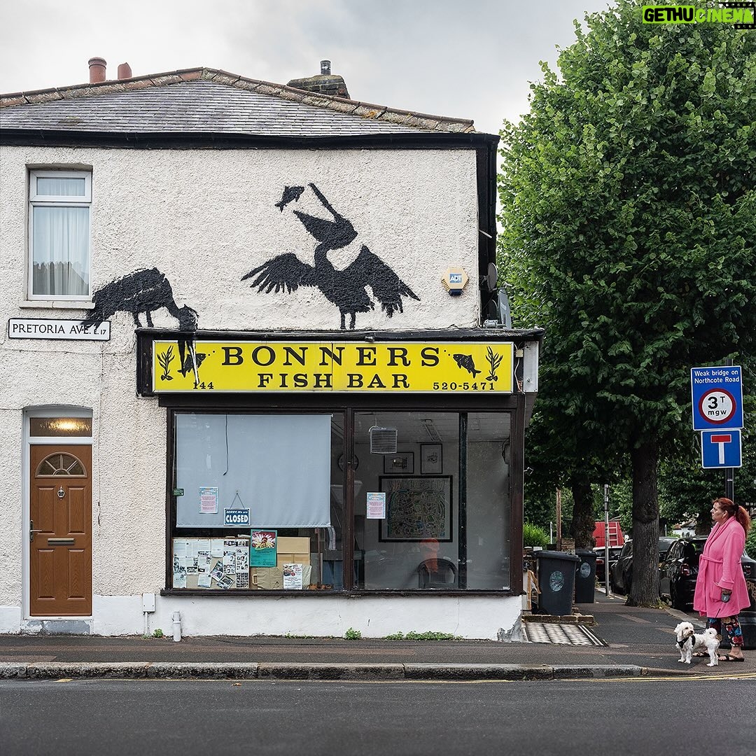 Banksy - 881.9K Likes -