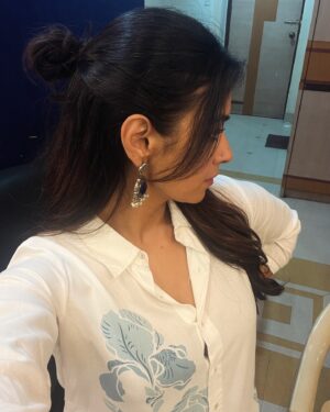 Barkha Bisht Sengupta Instagram - Acting is magical …. Change your look and attitude and you can be anyone ! 

#characters #reeltoreal #actorslife