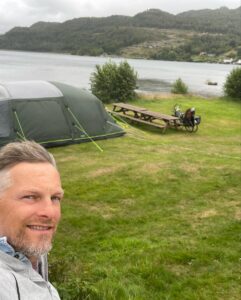 Barry Atsma Most Liked Photos and Posts