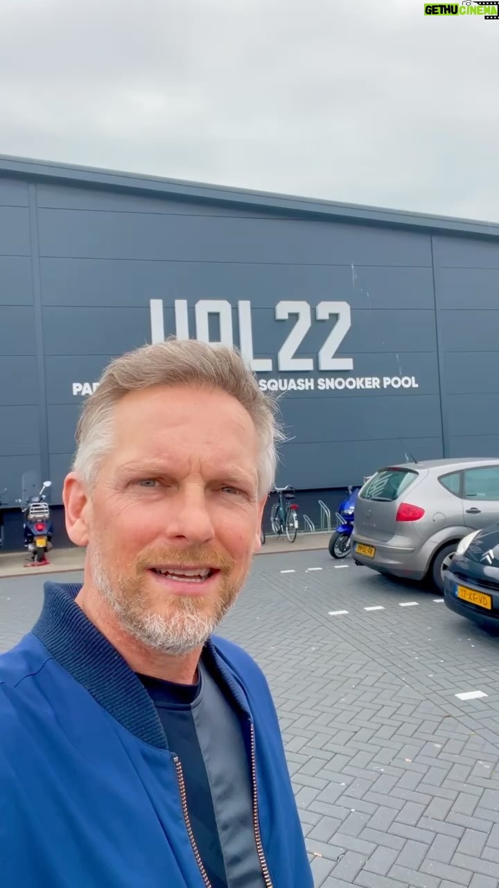 Barry Atsma - 387 Likes - Er zijn nog vol op lessen beschikbaar op maandag t/m vrijdag overdag.
Kijk hiervoor in de Hal22 app of op https://player.meetandplay.nl/club/216805
Zoek dan naar “Padel 5-delige lessenreeks - Niveau 9-6” op een dag en tijd die voor jou past.
Ben je op zoek naar iets meer flexibiliteit of heb je speciale wensen voor de training? Mail dan naar padeltraining@hal22.nl en dan gaan we je helpen om lessen in te plannen die passen in jouw agenda.
Hopelijk tot snel!