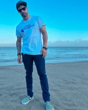 Bayardo De Murguia Instagram - It’s giving me Perreo Pluma with a splash of Juan Varvatos

Summer fashun and adventures so far 🕺🏻🙆🏻‍♂️